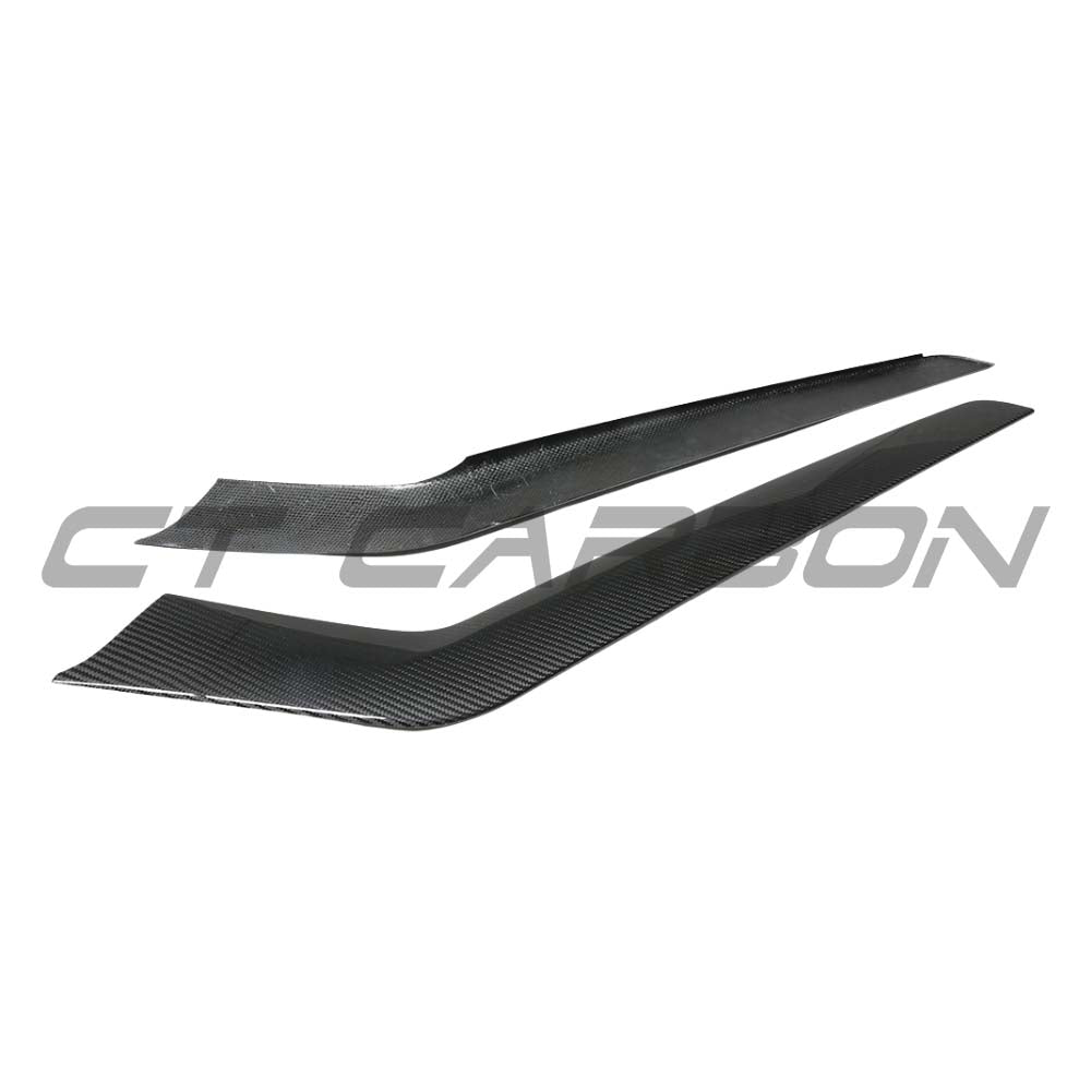CT CARBON TESLA MODEL Y 2025+ FACELIFT DRY CARBON CENTER CONSOLE SIDE PANEL - V1 | NO HOMOLOGATION