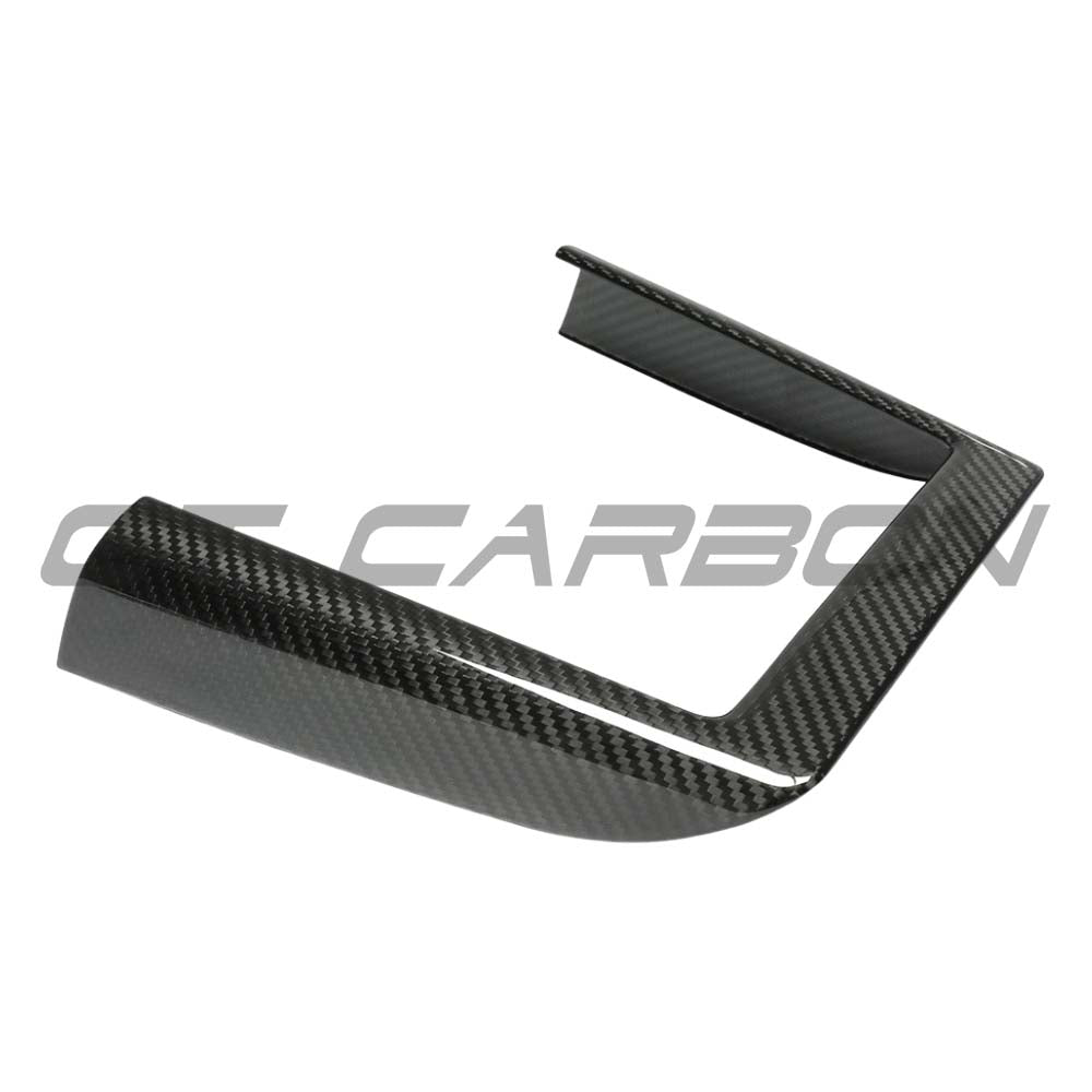 CT CARBON TESLA MODEL Y 2025+ FACELIFT DRY CARBON WIRELESS CHARGER FRAME COVER - V1 | NO HOMOLOGATION