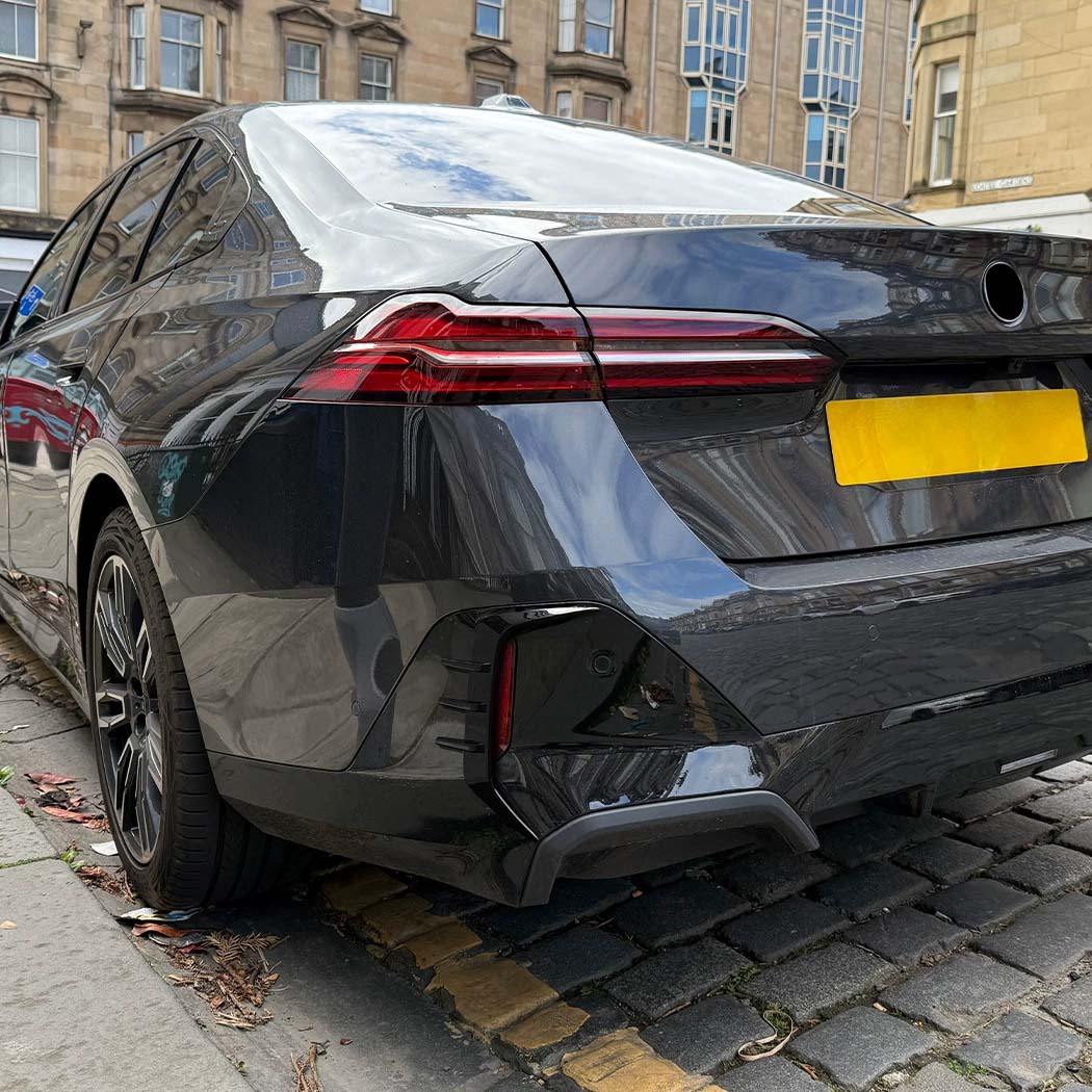 CT CARBON BMW G60/G61 5 SERIES & I5 2023+ GLOSS BLACK REAR BUMPER TRIMS | SWISS HOMOLOGATED