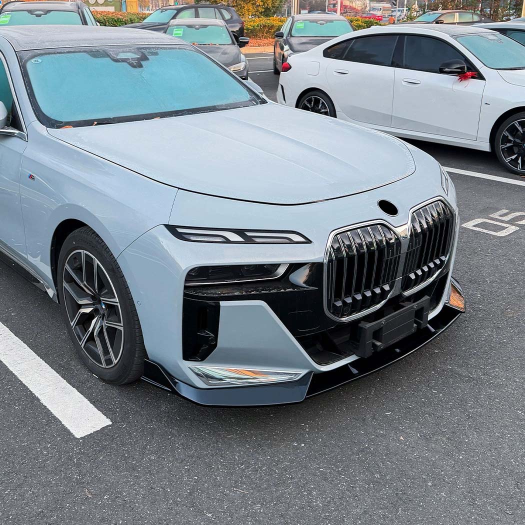 CT CARBON BMW G70/G73 7 SERIES 2022+ GLOSS BLACK SPLITTER - V2 | HOMOLOGATION IN PROCESS
