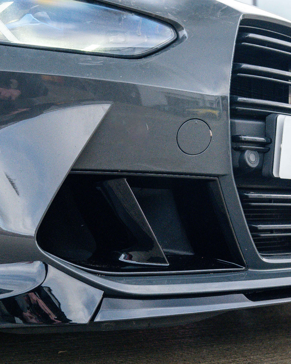CT CARBON BMW G80/G81 M3 & G82/G83 M4 GLOSS BLACK DUCTS | SWISS HOMOLOGATED