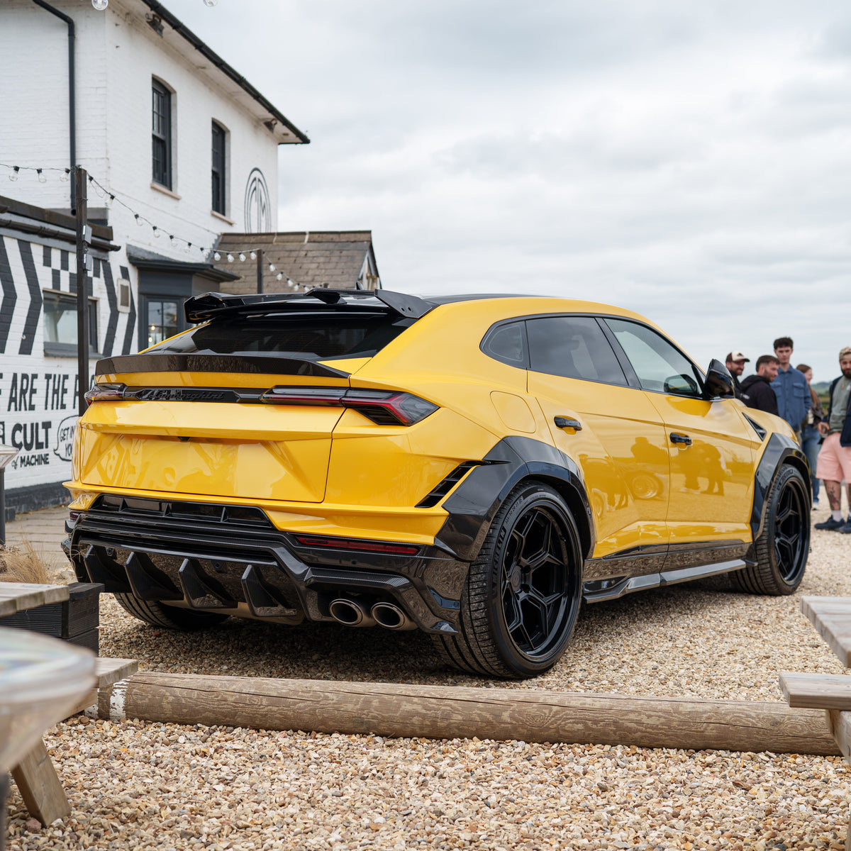 CT CARBON LAMBORGHINI URUS PERFORMANTE CARBON FIBRE SPOILER - CT DESIGN | SWISS HOMOLOGATED