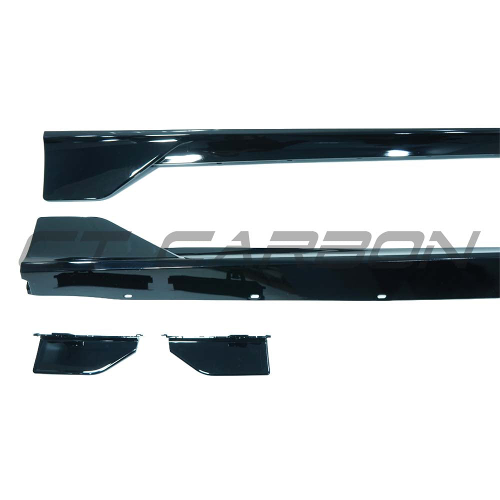 CT CARBON BMW F70 1 SERIES 2025+ GLOSS BLACK SIDE SKIRTS | SWISS HOMOLOGATED