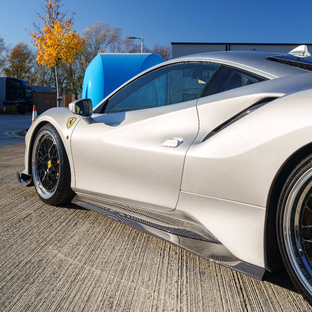 CT CARBON FERRARI 488 PISTA CARBON FIBRE SIDE SKIRTS - CT DESIGN | SWISS HOMOLOGATED