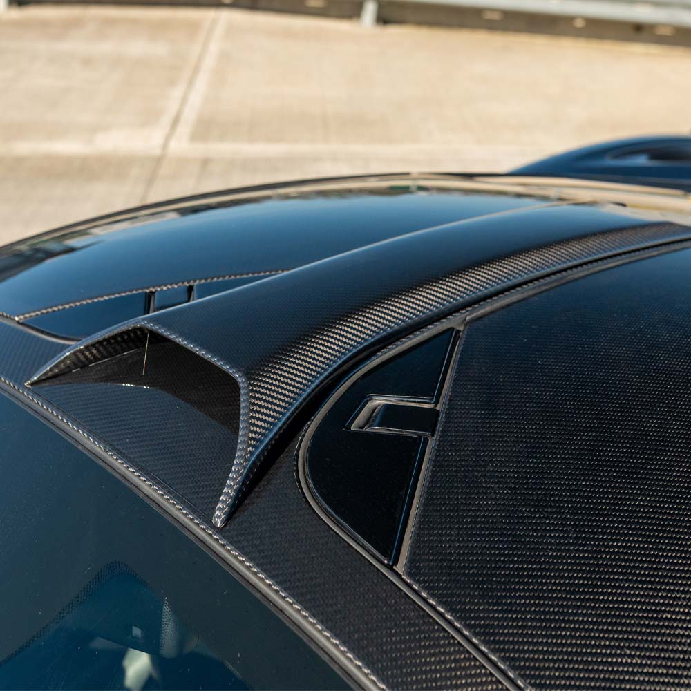 CT CARBON MCLAREN 720S CARBON FIBRE ROOF SCOOP - CT DESIGN | SWISS HOMOLOGATED