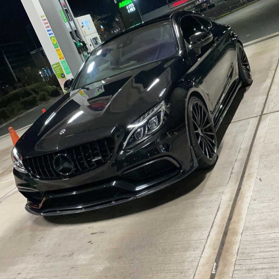 CT CARBON MERCEDES C63 W205 COUPE/CONVERTIBLE CARBON SPLITTER - V1 | HOMOLOGATION IN PROCESS
