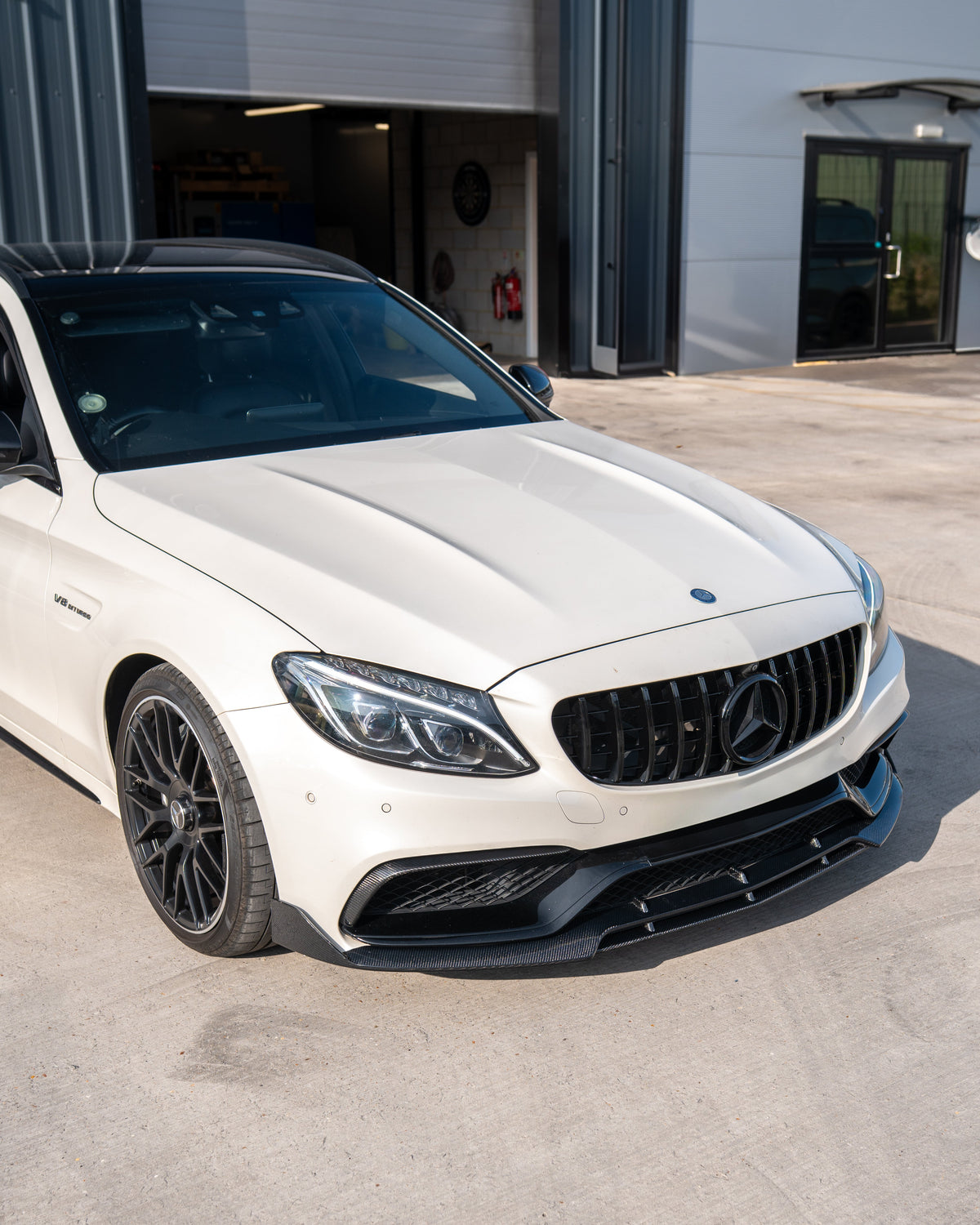 CT CARBON MERCEDES W205 C63 AMG 2014-2018 AMG GT BLACK GRILLE (WITH CAMERA) | HOMOLOGATION IN PROCESS