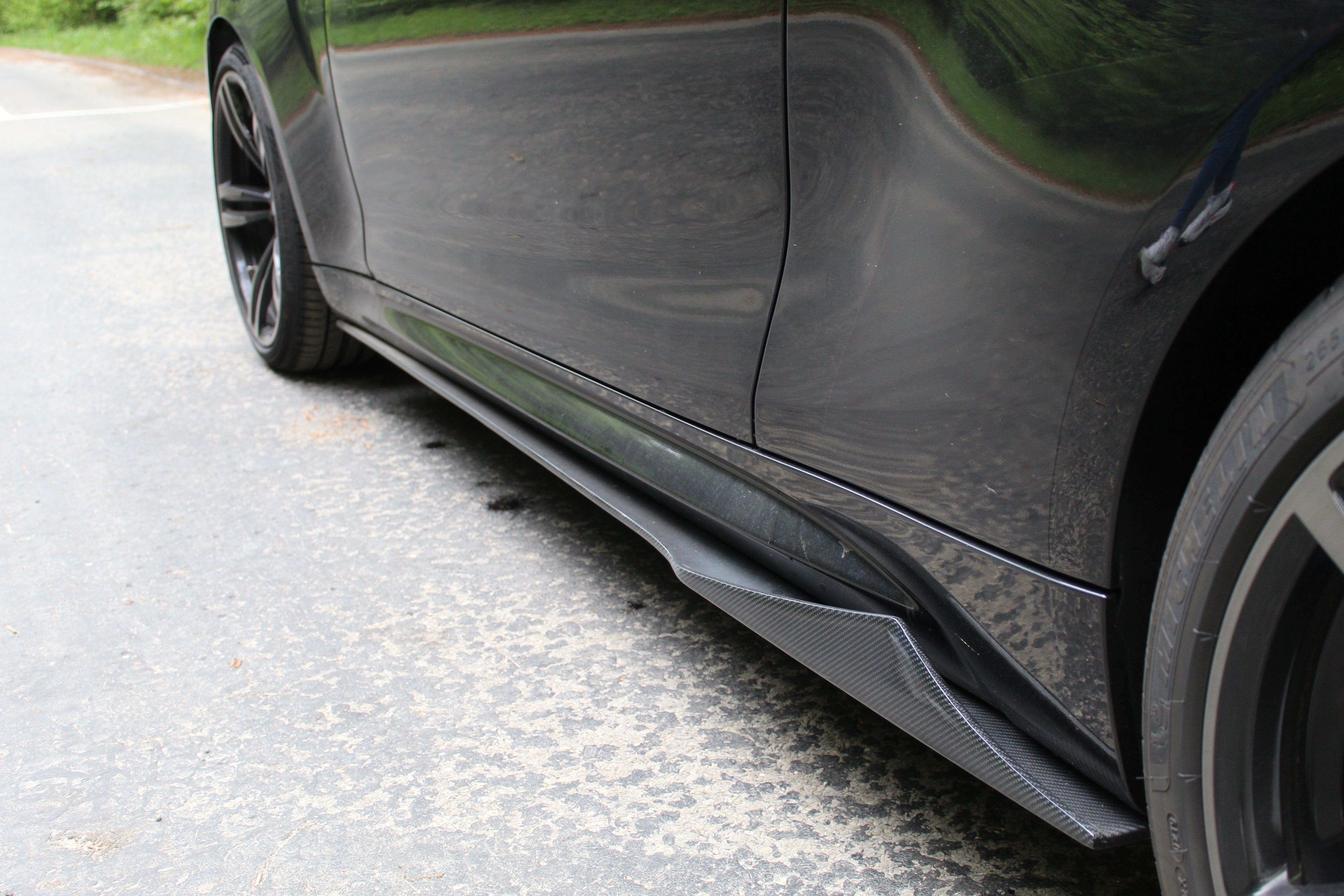 CT CARBON SIDE SKIRTS BMW M2 F87 - MT STYLE | SWISS HOMOLOGATED
