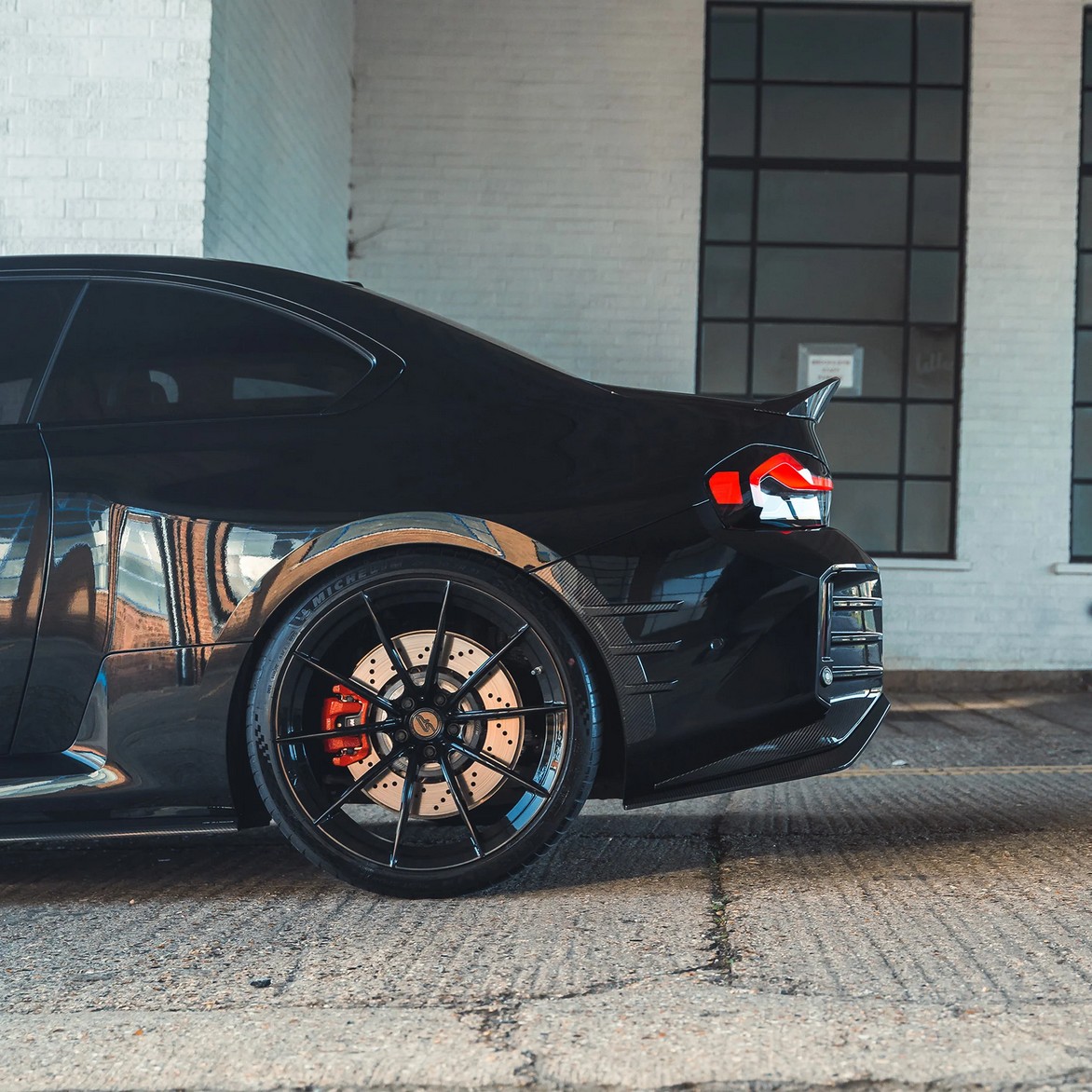 CT CARBON REAR SIDE FENDER TRIM BMW M2 G87 | SWISS HOMOLOGATED