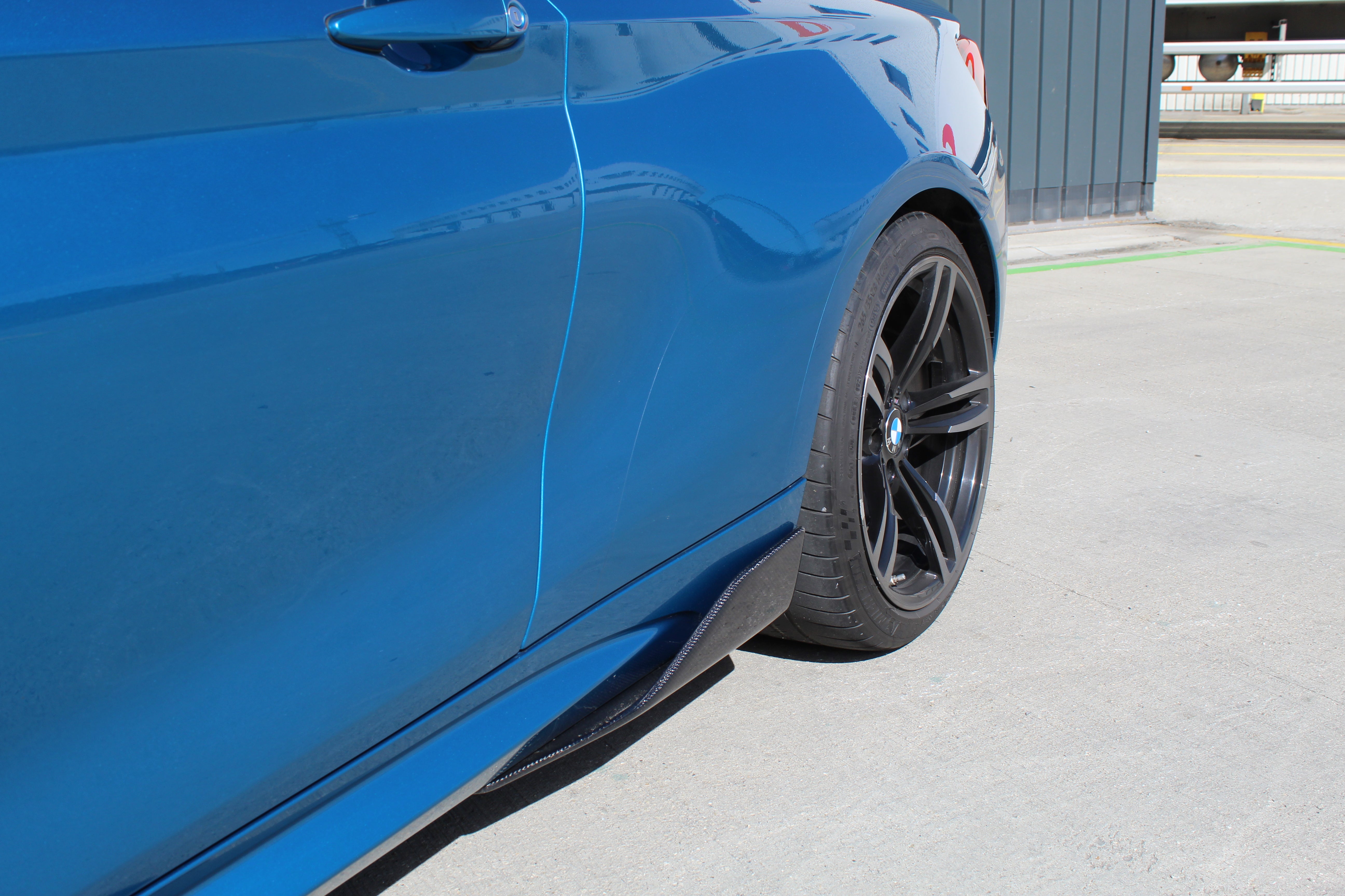 CT CARBON SIDE SKIRTS BMW M2 F87 - MP STYLE | SWISS HOMOLOGATED