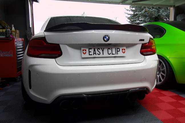 EASY CLIPS Plate holder CH INTERCHANGEABLE BLACK (2 car)