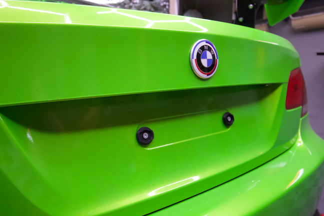 EASY CLIPS Plate holder CH ESSENTIAL BLACK (1 car)