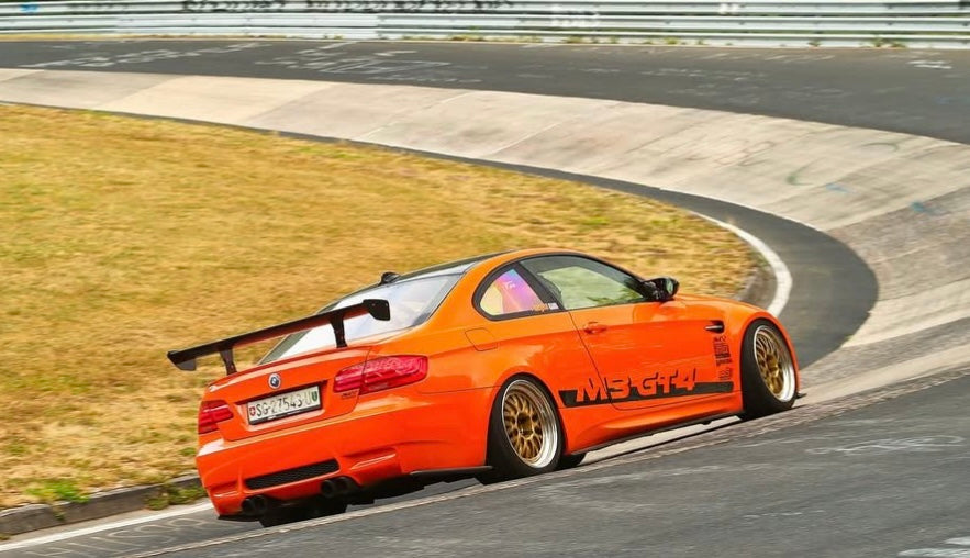 AM CARBON WING - GT4 | SWISS HOMOLOGATED