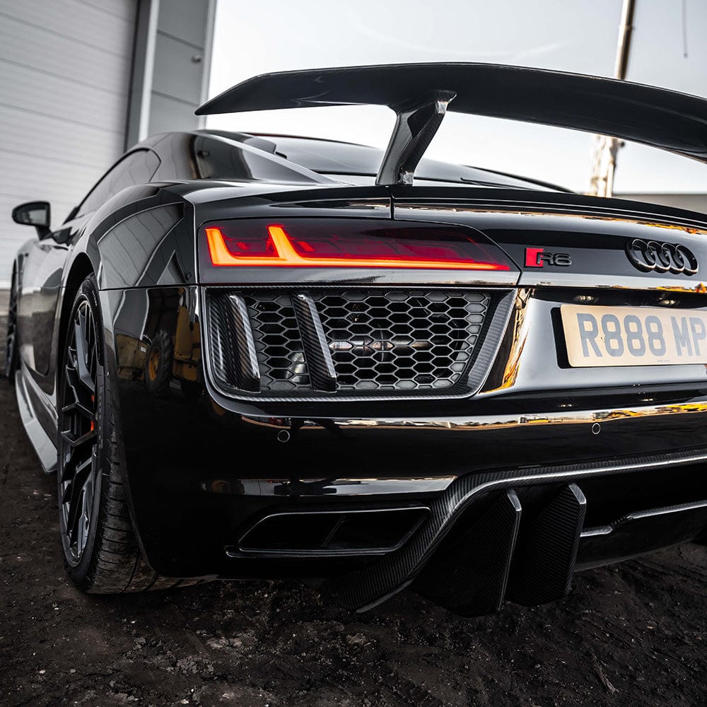 CT CARBON AUDI R8 V10 GEN 2 CARBON FIBRE REAR SIDE GRILLES | SWISS HOMOLOGATED