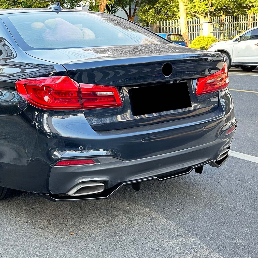CT CARBON BMW G30/G31 5 SERIES PRE-LCI 2017-2020 GLOSS BLACK DIFFUSER | SWISS HOMOLOGATED