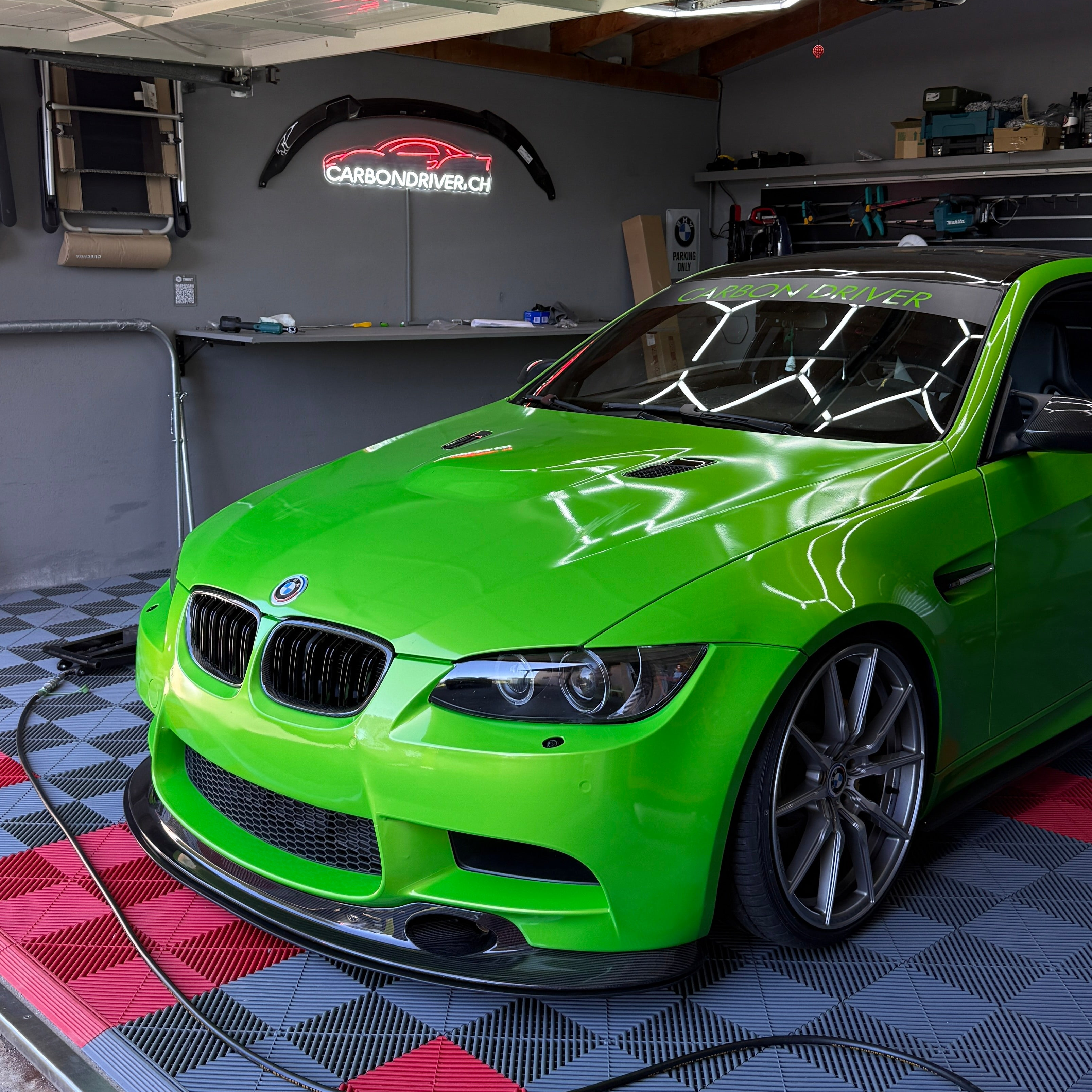 CARBON PRODUCTION GT4 ADJUSTABLE FRONT LIP FOR BMW E9X M3 - SWISS HOMOLOGATED