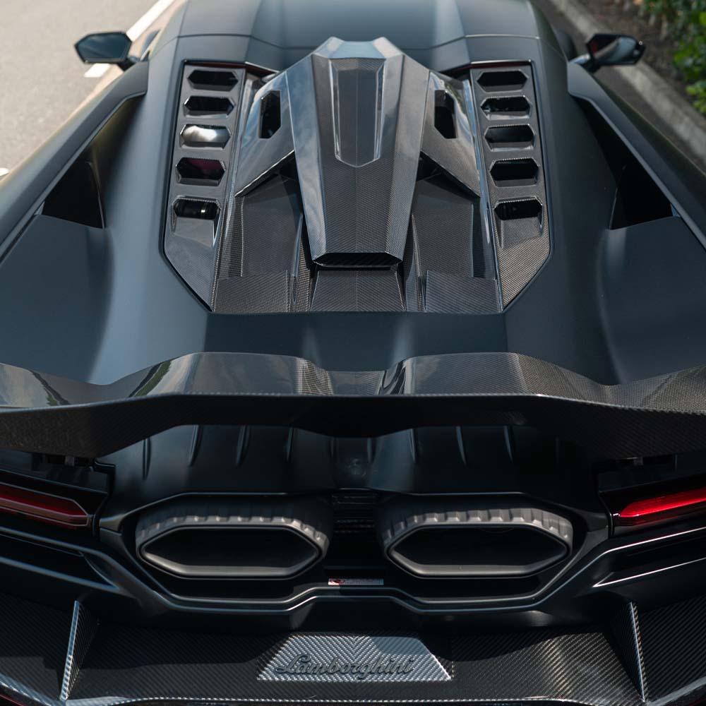 CT CARBON LAMBORGHINI REVUELTO CARBON FIBRE ENGINE COVER & ROOF SCOOP - CT DESIGN | NO HOMOLOGATION