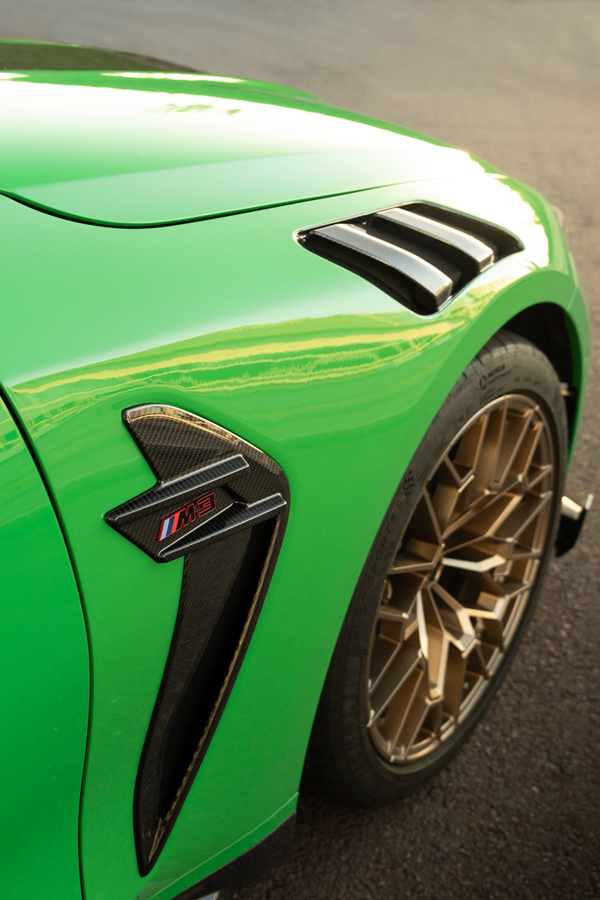 Karbonius carbon vented fenders BMW M3 G80