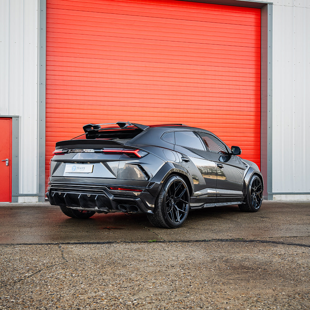 CT CARBON LAMBORGHINI URUS CARBON FIBRE SIDE SKIRTS - CT DESIGN | SWISS HOMOLOGATED