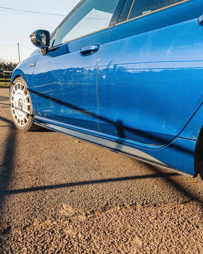 AUTOID CARBON SIDE SKIRTS VW GOLF MK8 R - ESSENTIALS | SWISS HOMOLOGATED