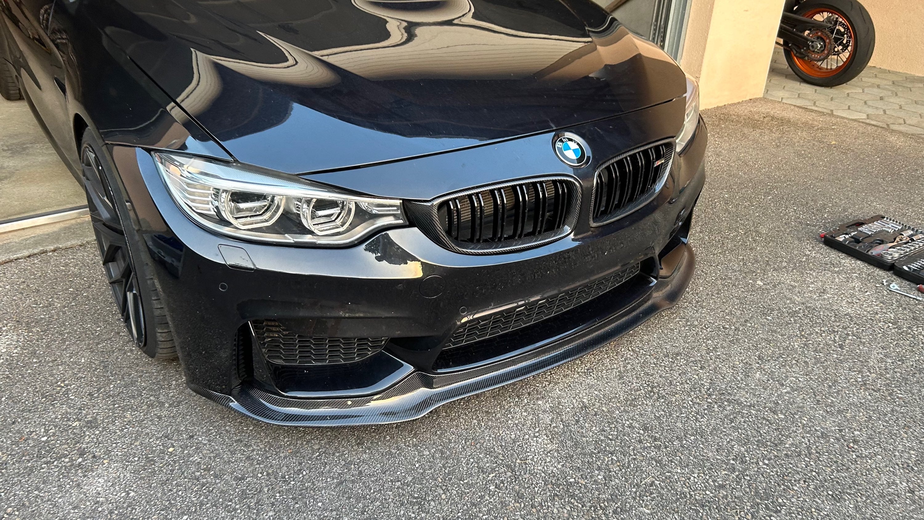 CT CARBON FRONT LIP BMW M3/M4 F8X - V STYLE | SWISS HOMOLOGATED