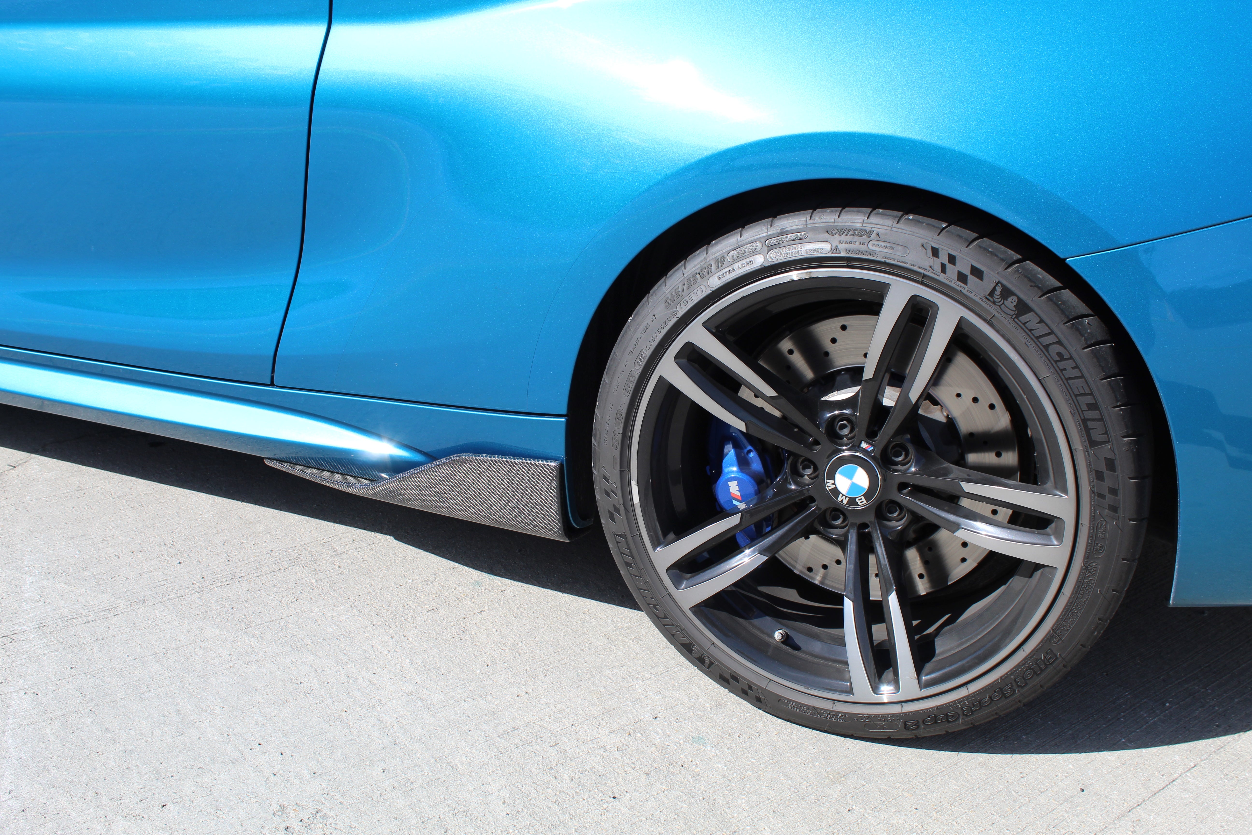 CT CARBON SIDE SKIRTS BMW M2 F87 - MP STYLE | SWISS HOMOLOGATED