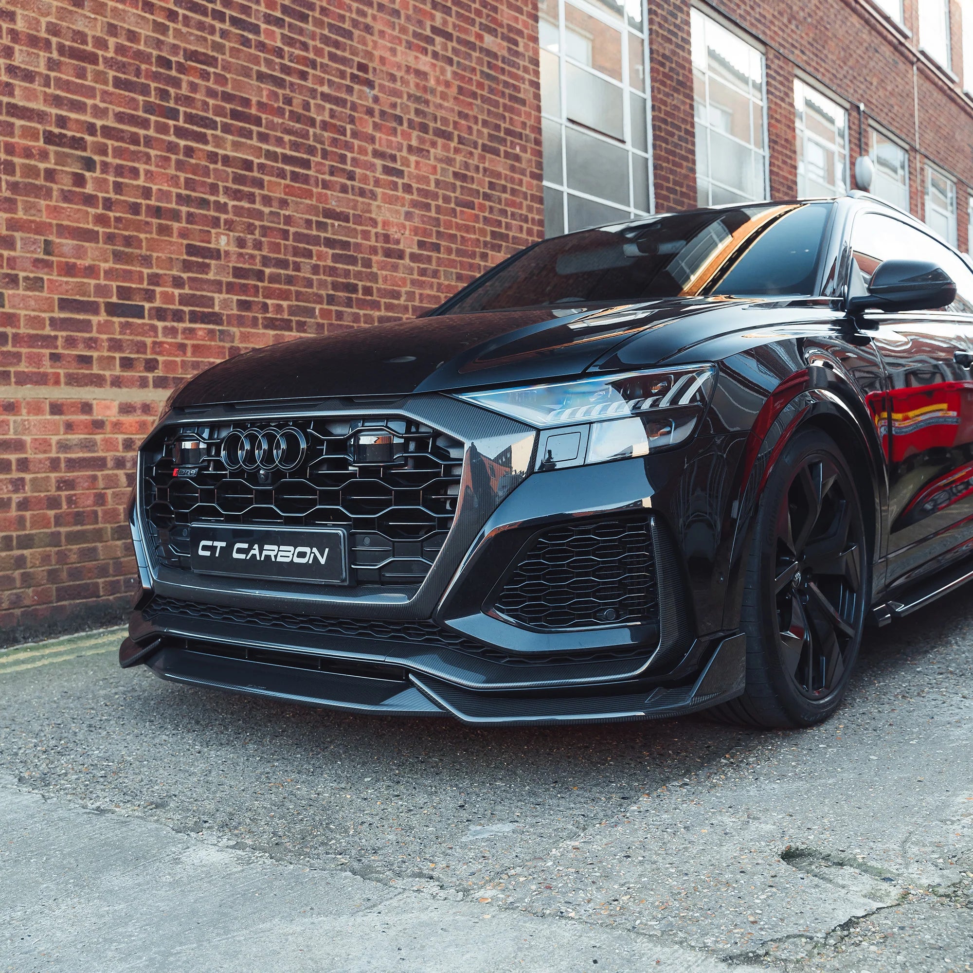 CT CARBON FRONT LIP AUDI RSQ8 - CT DESIGN | SWISS HOMOLOGATED